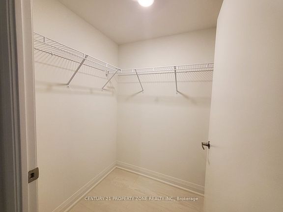 5th image of 10 Gibbs Rd #604
