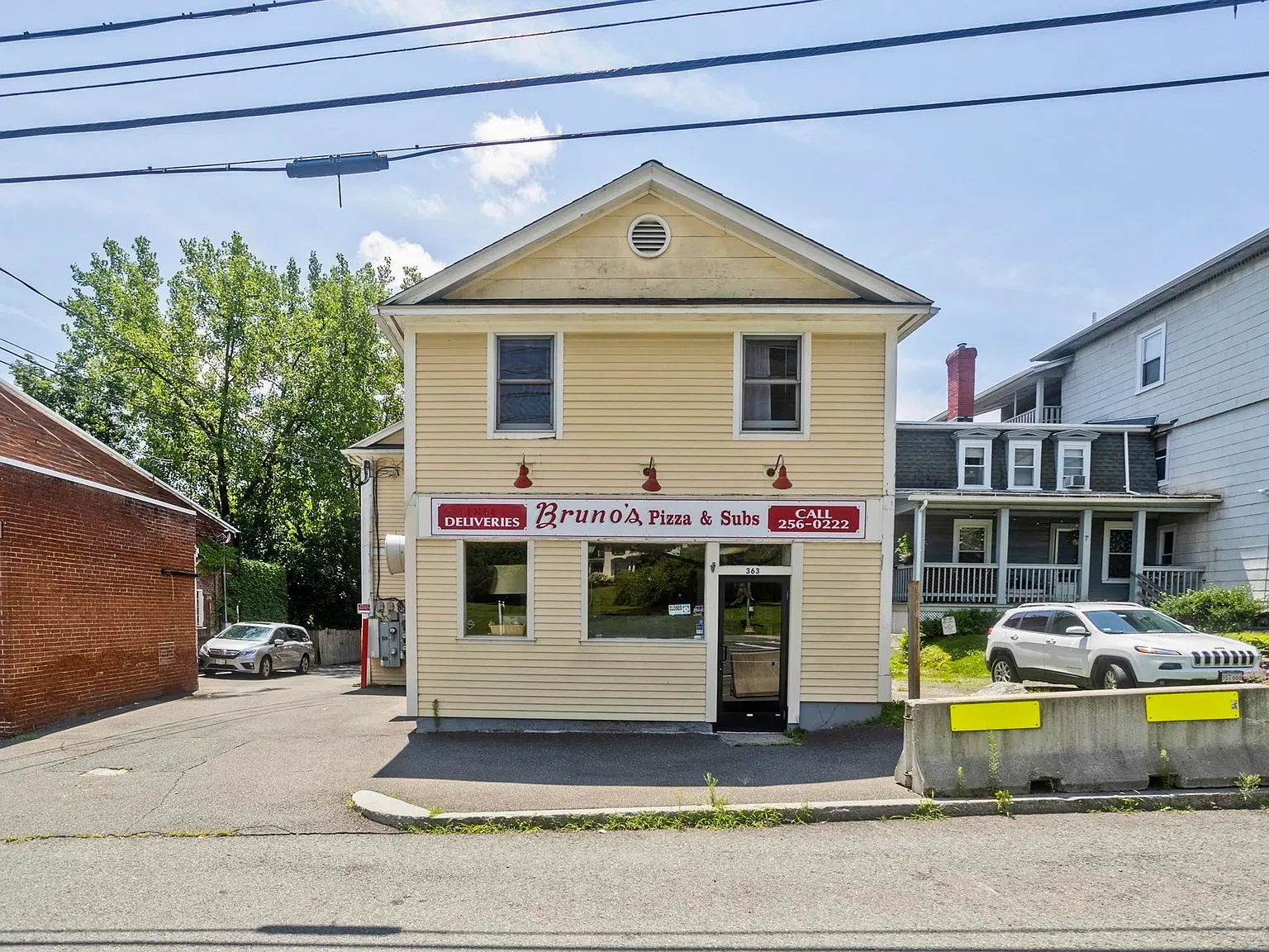 3 bed, $3,150 — Photo 2