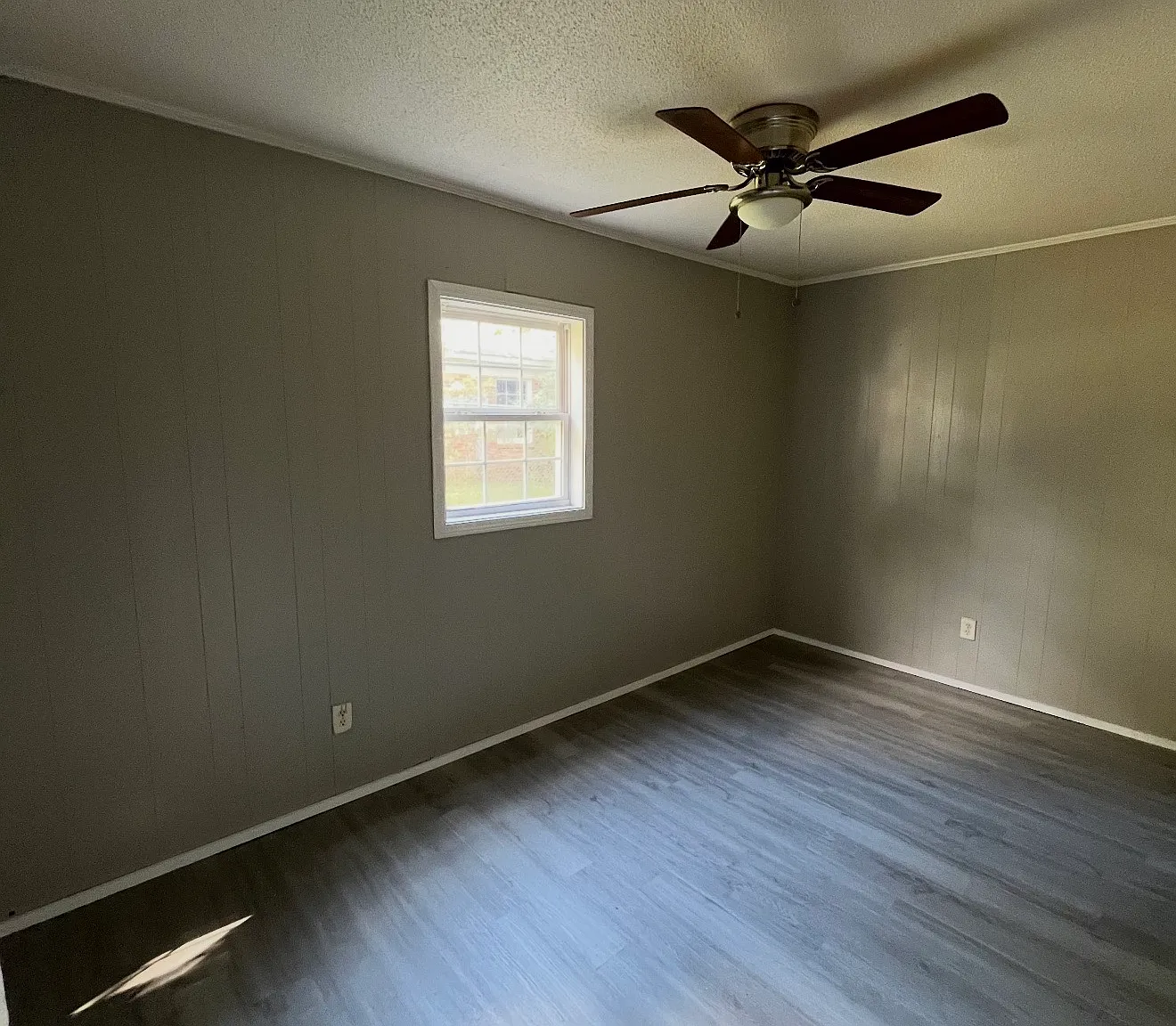 2 bed, 700 sqft, $1,000 — Photo 3