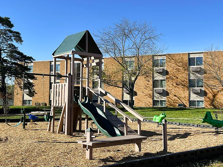 Barkley Ridge Apartments — Photo 12