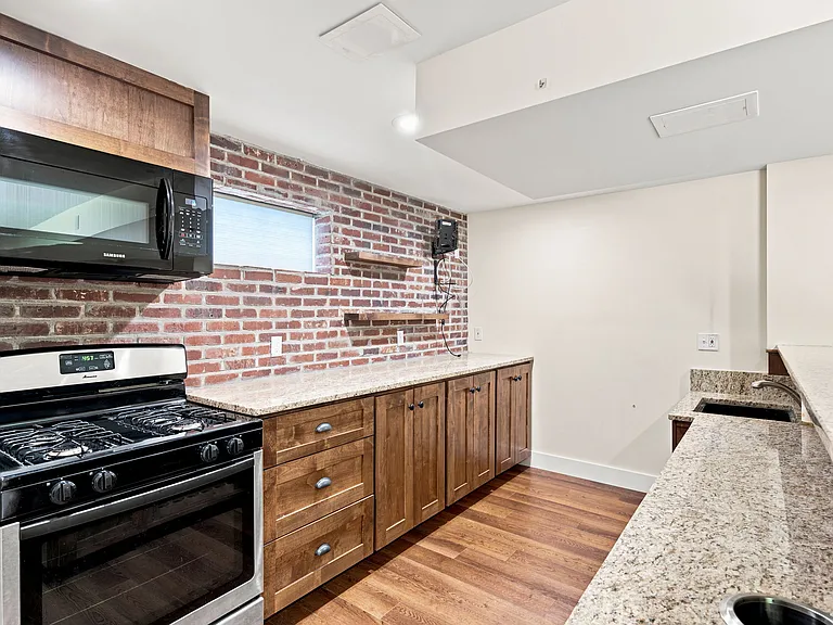 4874 Vermilion Dr — Photo 41