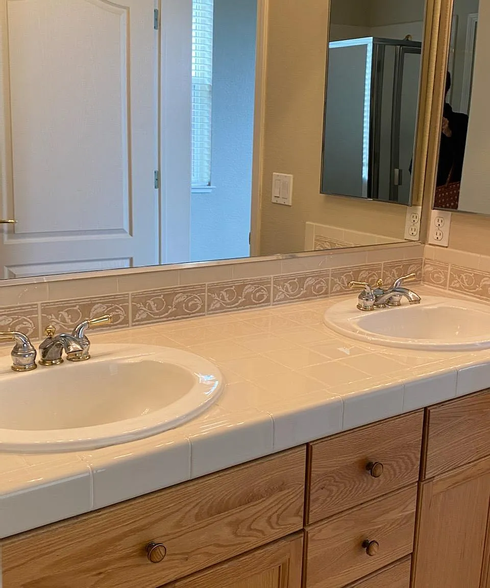 1489 Wessex Cir — Photo 4