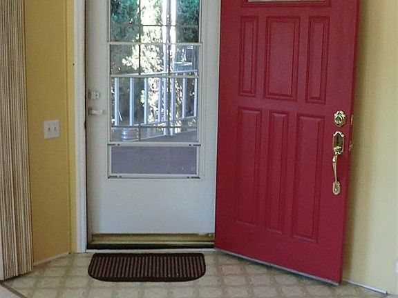 4th image of 4219 Lakewood St #116