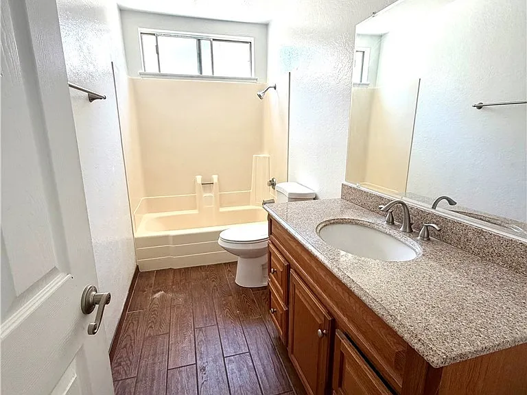 12286 Maxon Ln — Photo 19