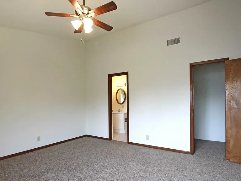 St. Francis Apartments and Townhomes — Photo 7