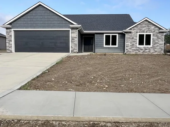1601 Elm St, Auburn, IN 46706