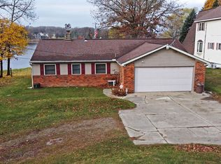 3224 S Sashabaw Rd, Oxford, MI 48371