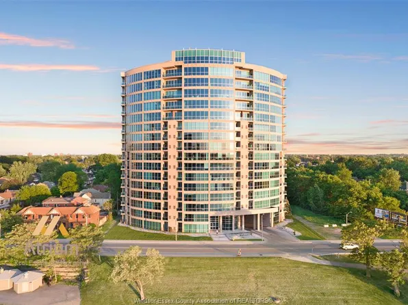 1225 Riverside Dr E #404, Windsor, ON N9A 0A2