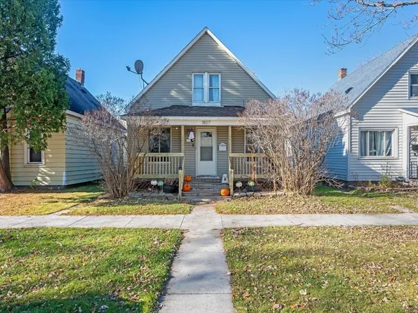 1807 Baxter Ave, Superior, WI 54880
