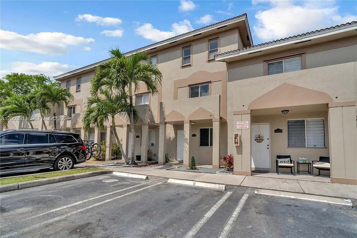 Building Photo - 14226 NW 17th Ave #14226