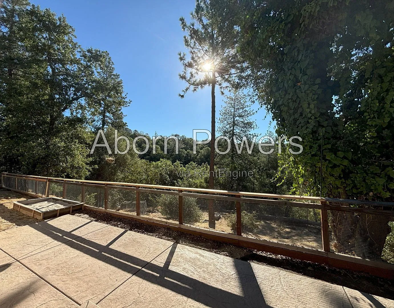 4 bed, 2.0 bath, 1794 sqft, $2,995 — Photo 3
