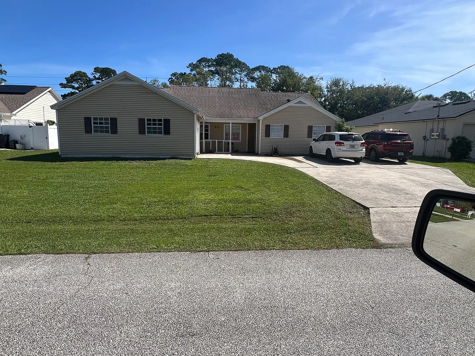 3 bed, 1070 sqft, $1,600 — Photo 1