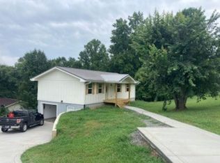 715 Turner Rd, Powells Crossroads, TN 37397