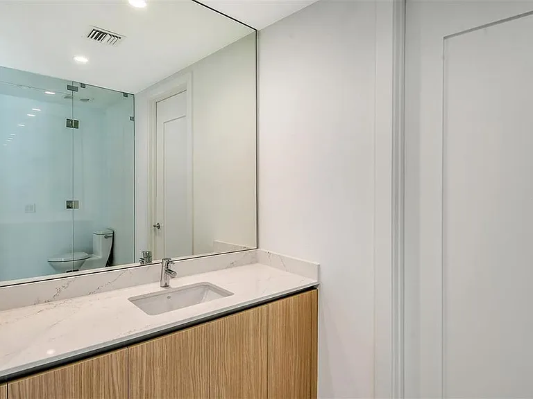 301 Quay Cmns #1011 — Photo 26