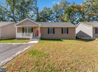 65 Oak Ln, Colonial Beach, VA 22443