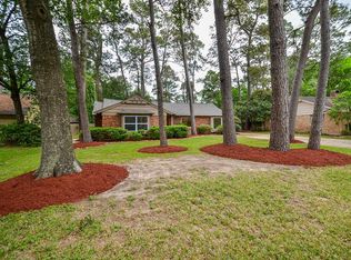 1615 Imperial Crown Dr, Houston, TX 77043