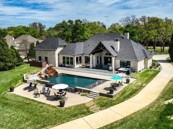 6293 Forest Gln, Gun Barrel City, TX 75156