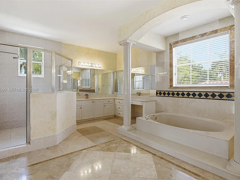 16781 SW 38th St — Photo 33