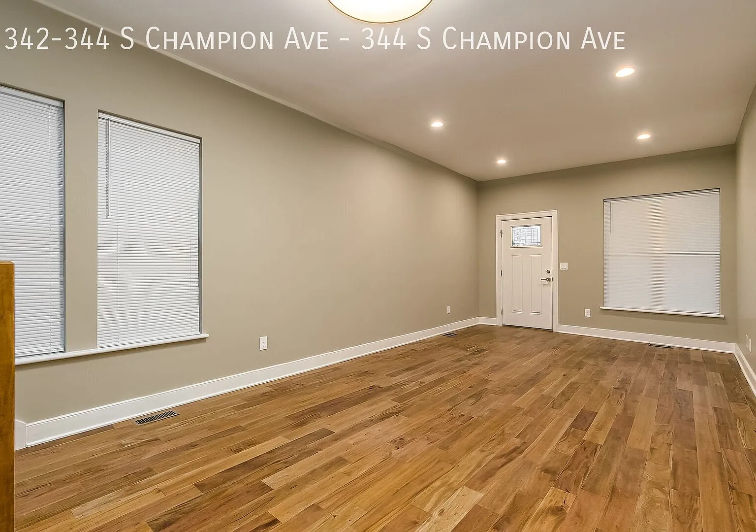 Large 4 Bed 2.5 Bath! — Photo 3