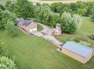 2225 E County Road H Rd, Liberty, MO 64068