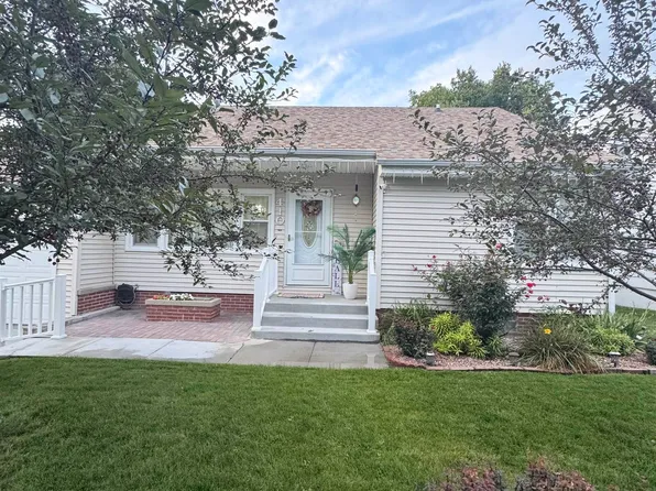410 W Michigan Ave, Norfolk, NE 68701