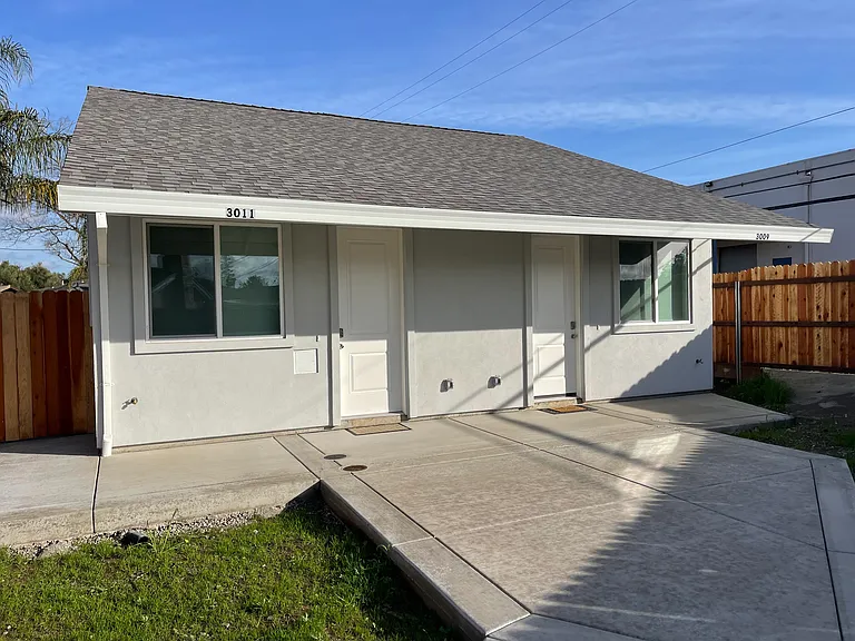 3009 Notre Dame Dr — Photo 15