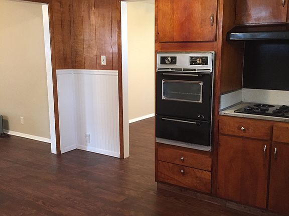 5th image of 295 12th St NE #Duplex