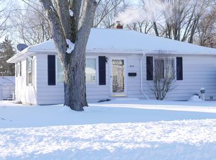 3074 Brookmont Dr, Kalamazoo, MI 49004