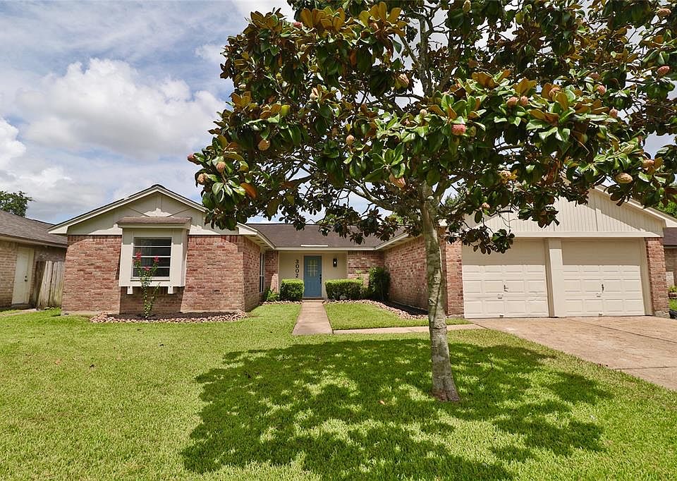 1st image of 3002 Heritage House Dr