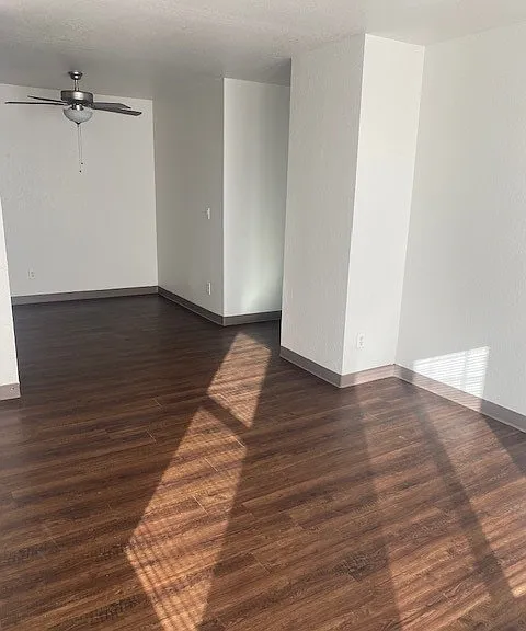 Orchard Village Apartments — Photo 12