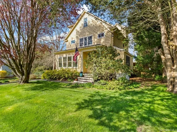 193 Ocean View Avenue, Groton, CT 06355