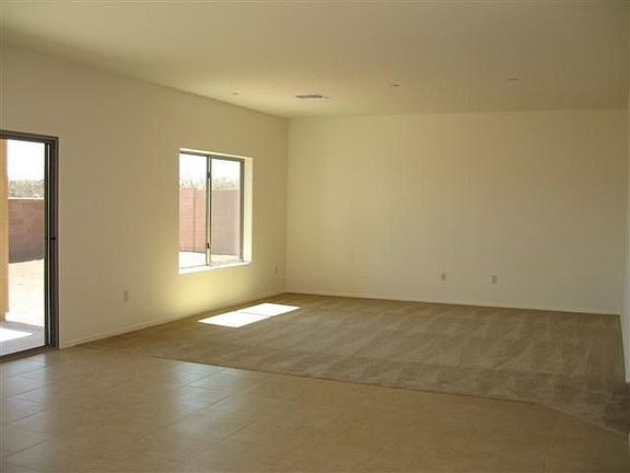 2nd image of 955 W Calle Barbitas