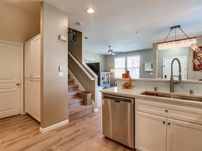 4300 Newton Ave #61 — Photo 26