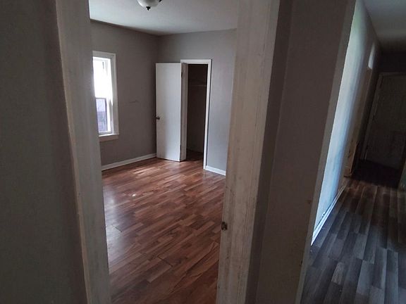 4th image of 3069 N Sherman Blvd APT A