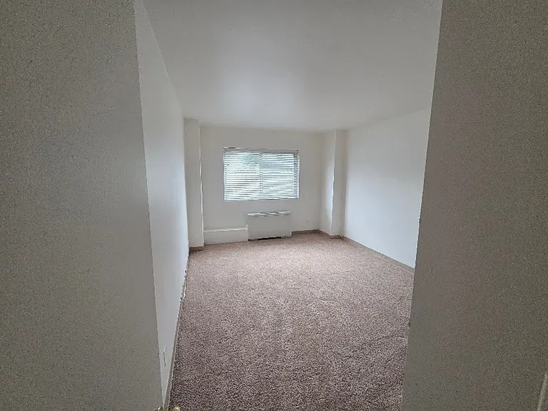 1220 N Pierce St — Photo 24