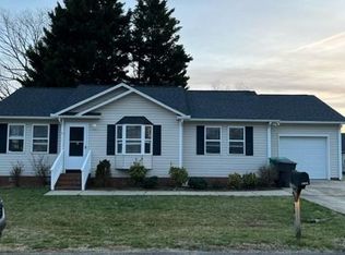 1501 Manora Ct, High Point, NC 27265