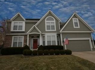 8302 W 145th St, Overland Park, KS 66223