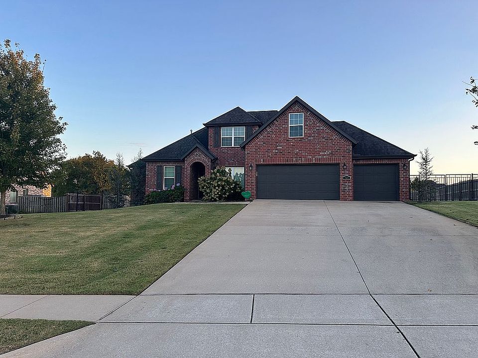 1st image of 2511 Riverwater Ln