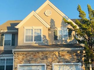1301 Dahlia Cir, Dayton, NJ