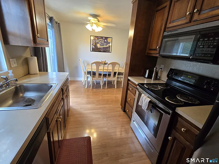 400 N Main St #24 — Photo 9