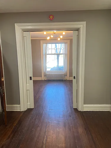 520 Madison Ave Photo 1