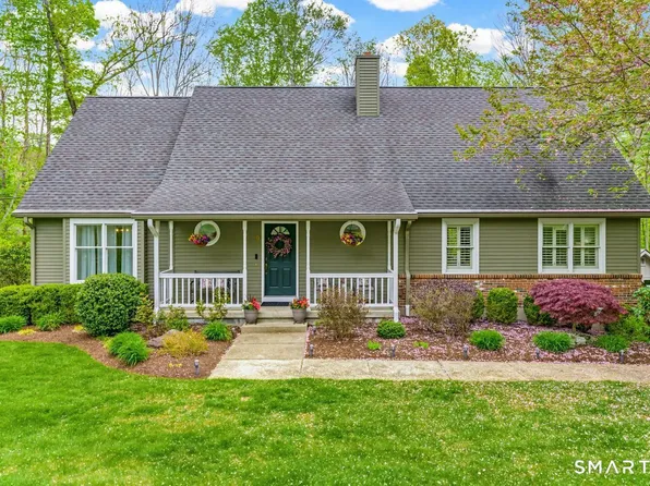 9 Brooks Lane, Essex, CT 06442