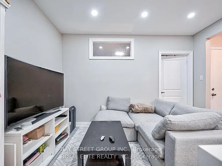 51 McGee St #3 — Photo 4