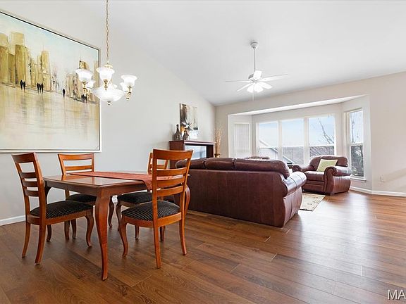 3rd image of 2919 Mac Arthur Dr #29