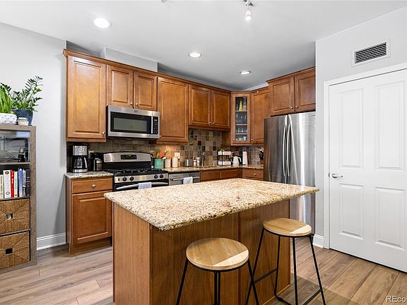 5th image of 1950 N Logan St APT 101