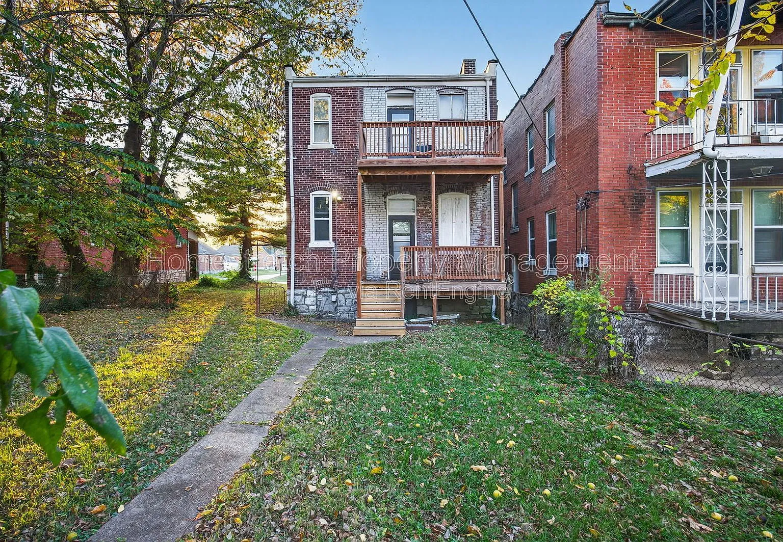 2 bed, 1.0 bath, 2160 sqft, $899 — Photo 4