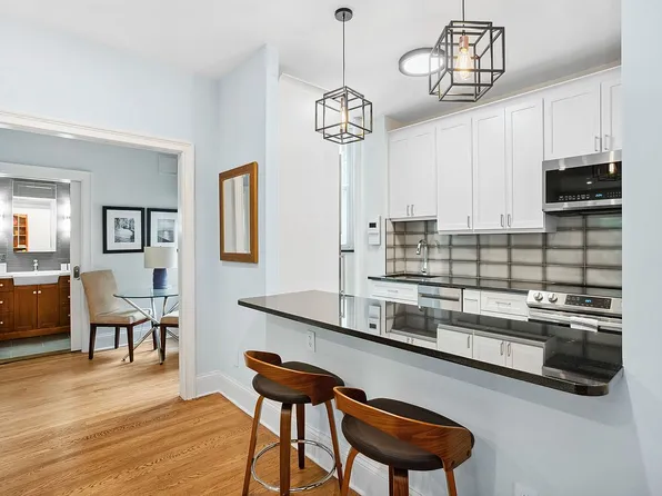 333 E 41st St APT 5D, New York, NY 10017