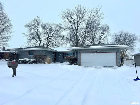 914 E Michigan Ave, Metamora, IL 61548