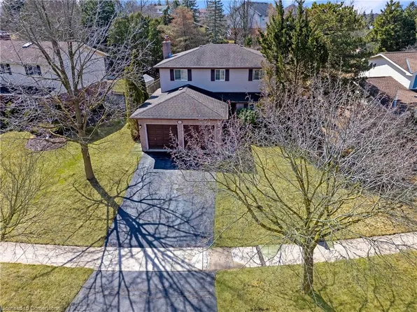 340 Grand River Blvd, Kitchener, ON N2A 3H6