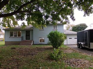 32 Roseann Dr, Rochester, NY 14616